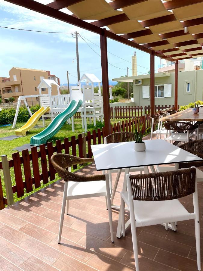 Wave Rooms Maleme Екстериор снимка